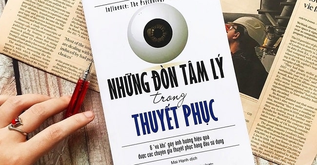 Sách Những đòn tâm lý trong thuyết phục