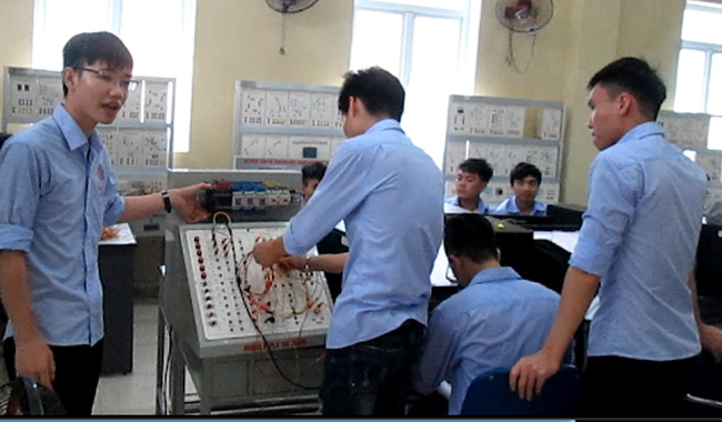 Học ngành điện điện tử có dễ xin việc Học ngành điện điện tử có dễ xin việc